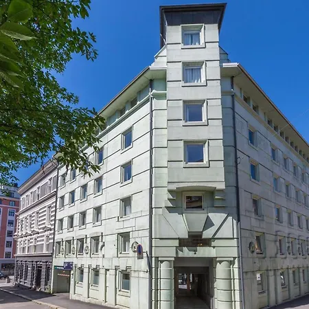 **royal ** Modern ** Fast - Wifi ** Smart Tv ** Apartamento Oslo